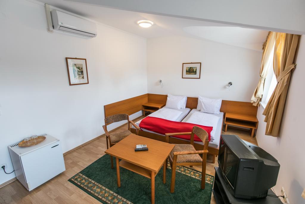 Hello Balcsi Apartmanhaz Tihany Dış mekan fotoğraf
